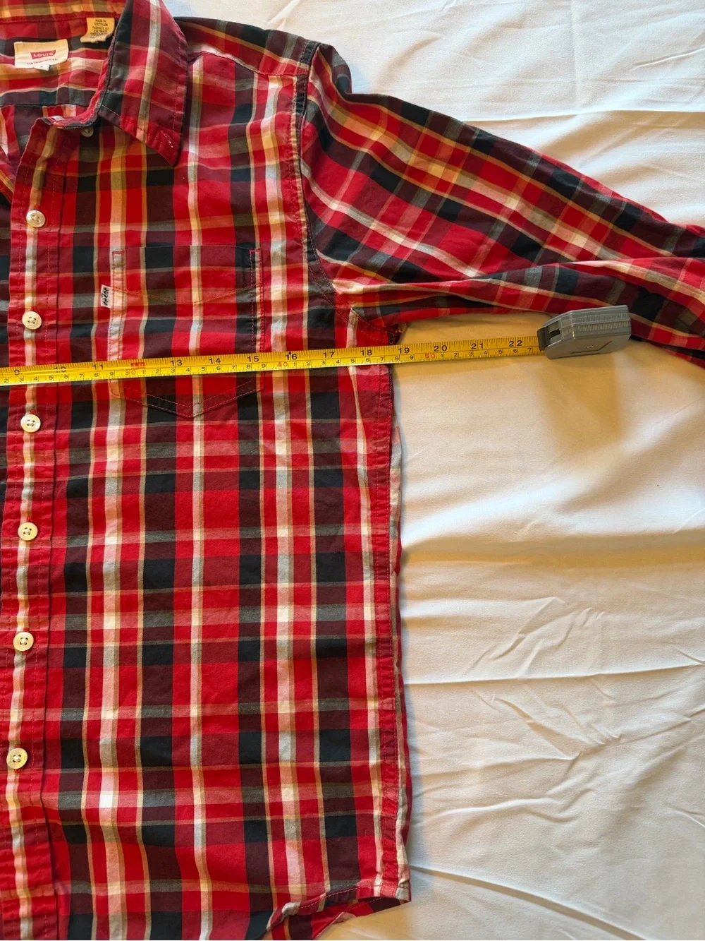 Levi's Red and Black Plaid Short-Sleeve Button-Down Shirt